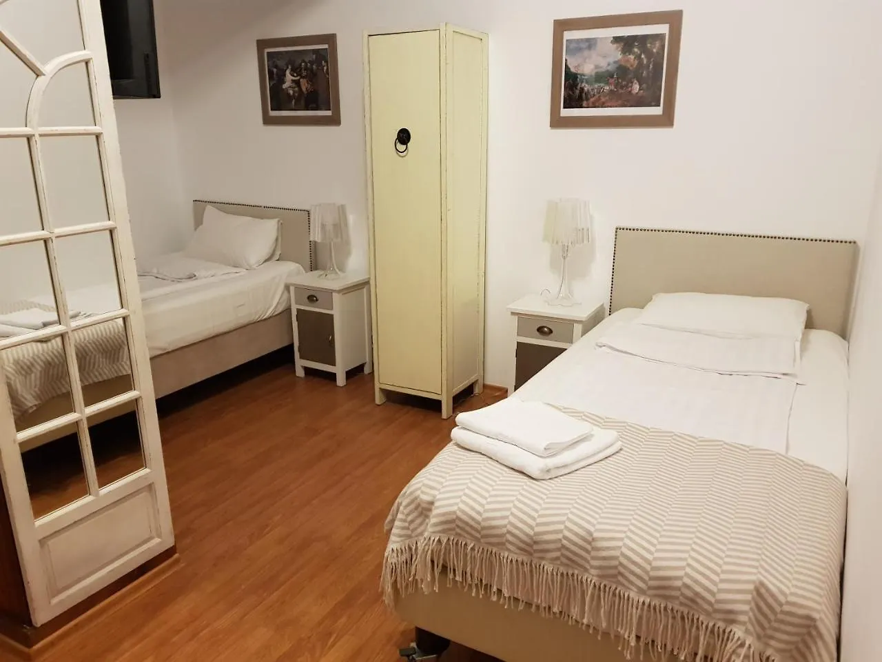Nonna Mia Hotel Bucareste