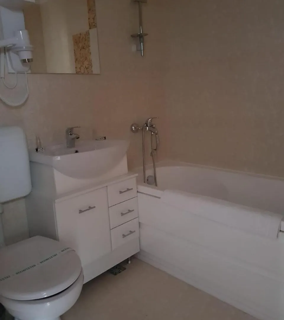 Nonna Mia Hotel Bucareste