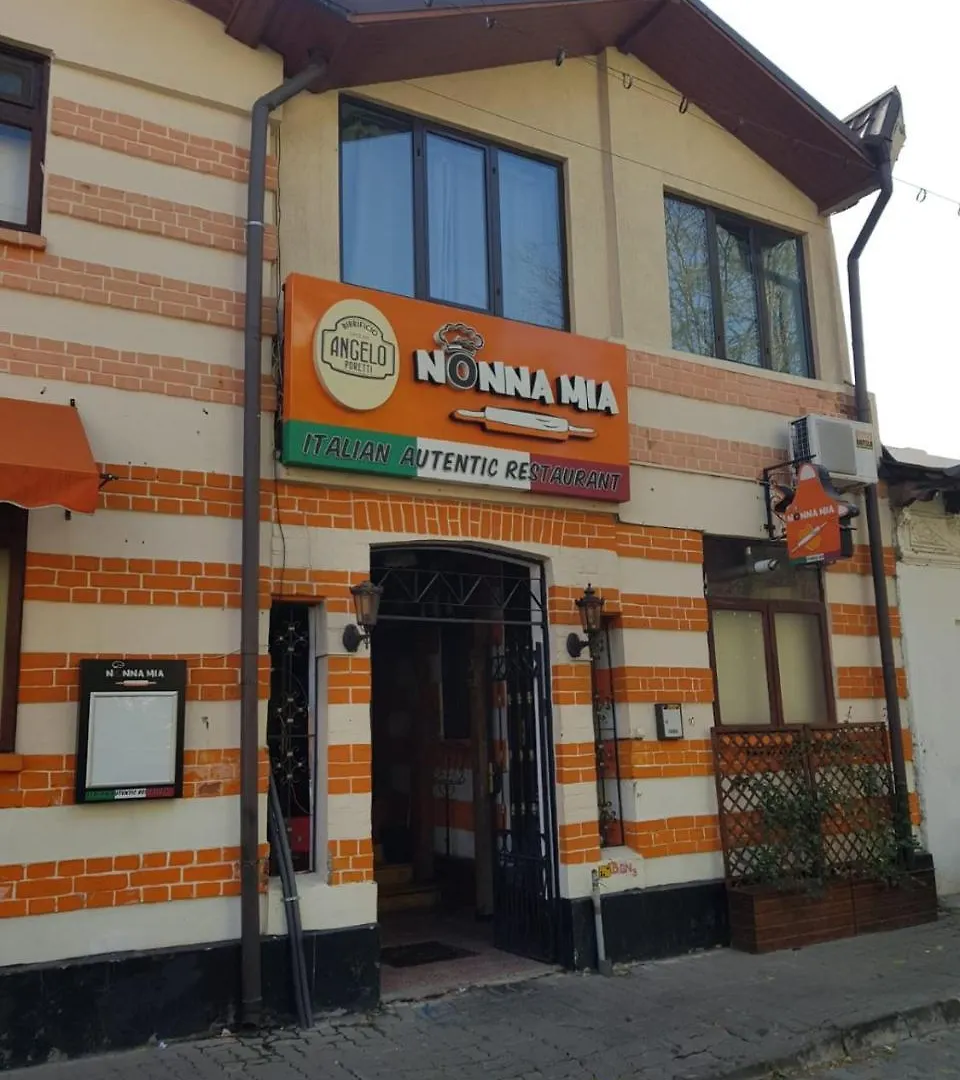 Nonna Mia Hotel Bucareste 3*,  Roménia