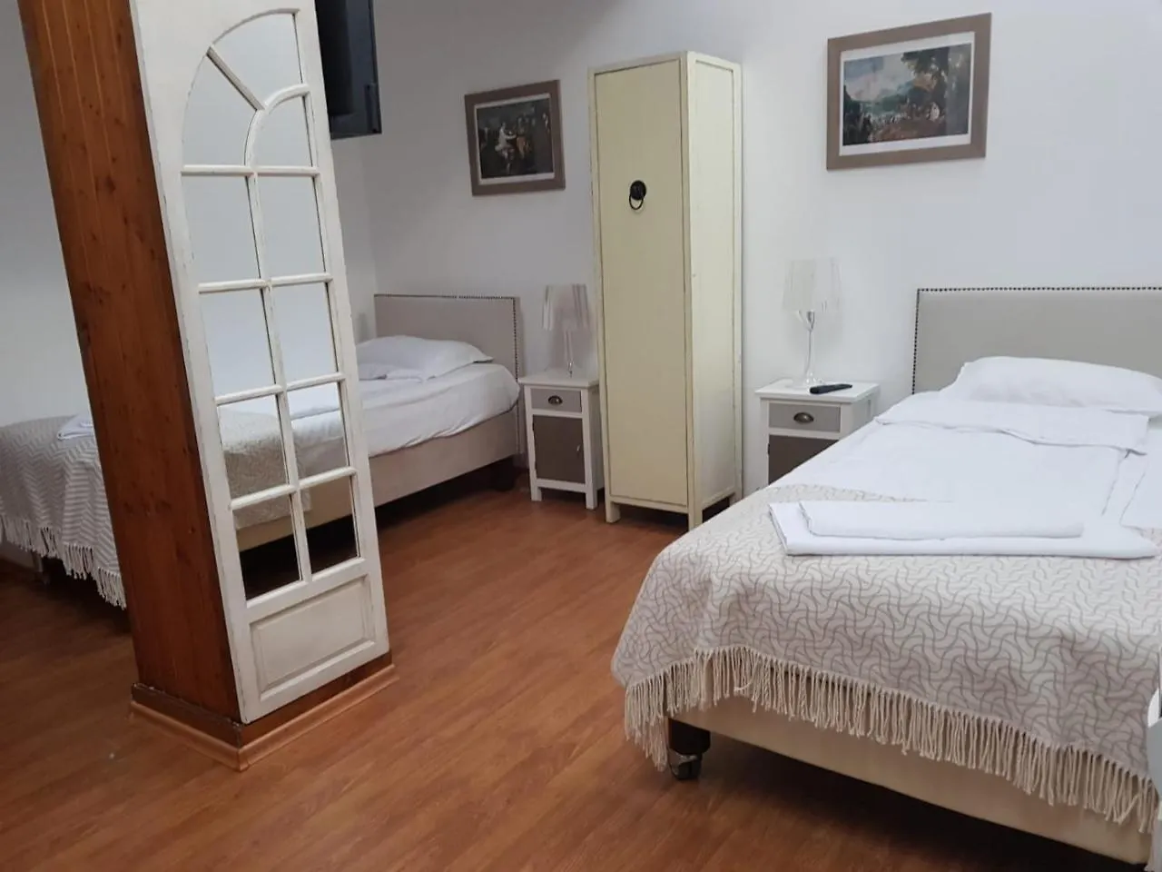 Nonna Mia Hotel Bucareste
