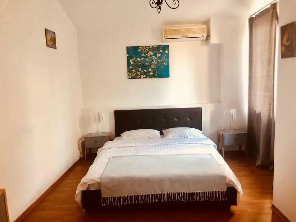 Nonna Mia Hotel Bucareste